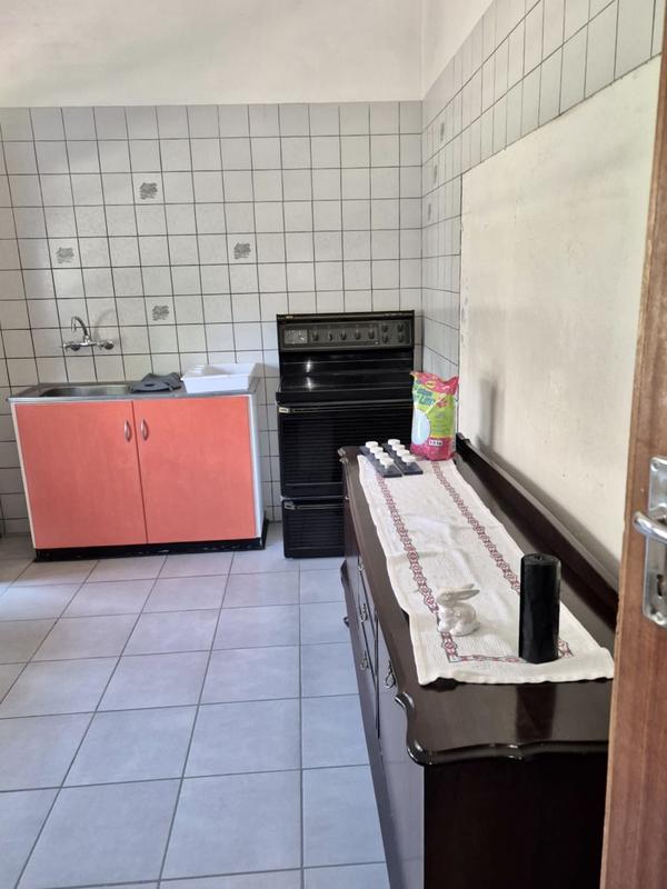 5 Bedroom Property for Sale in Douglas Northern Cape